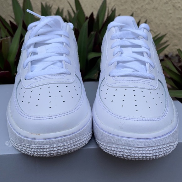 NIKE AIR FORCE 1 LV8 ‘DIGITAL SWOOSH’ WMNS - Picture 13 of 16
